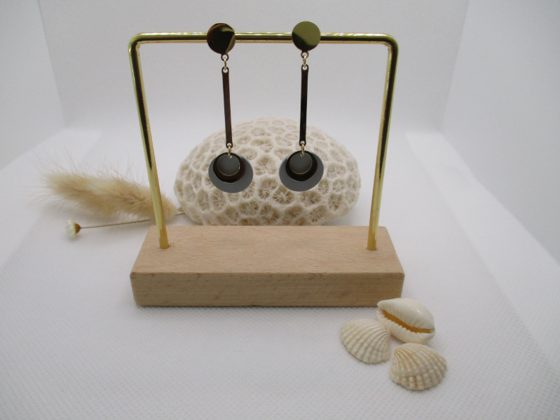 Boucles d'oreilles en acier doré et laqué gris
